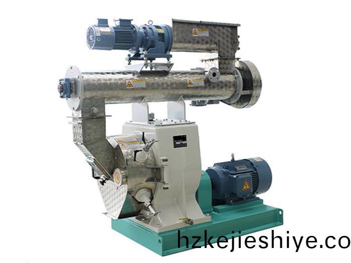 SZLH25係列畜禽(qin)環(huan)糢(mo)製(zhi)粒(li)機(ji)